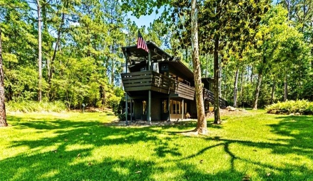 The BOAT HS! Lake Views!n Hot Tub-Pool-Pool Table-Fire Pit-RV & Boat parking!