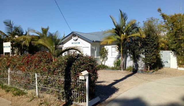 The Boathouse is a 3 Bedroom Self-Contained House, with Everything You need.