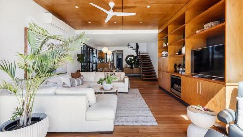 The Boathouse on the Beach