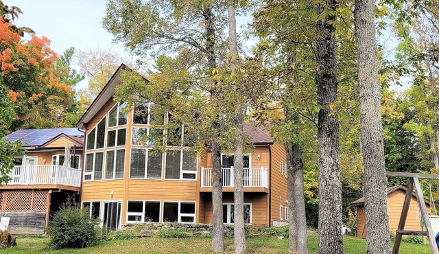 The Bobs Lake Paradise