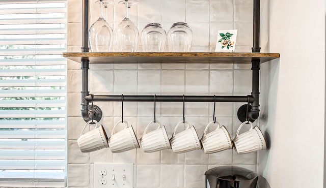 The Bogachiel House, in Beautiful Downtown Puyallup