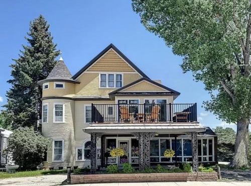 The Boho Buffalo Inn