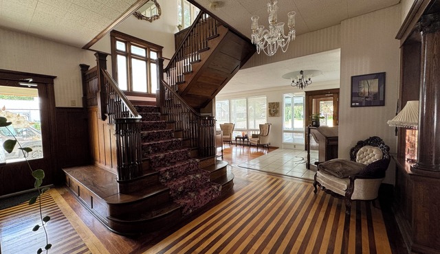 The Boho Buffalo Inn