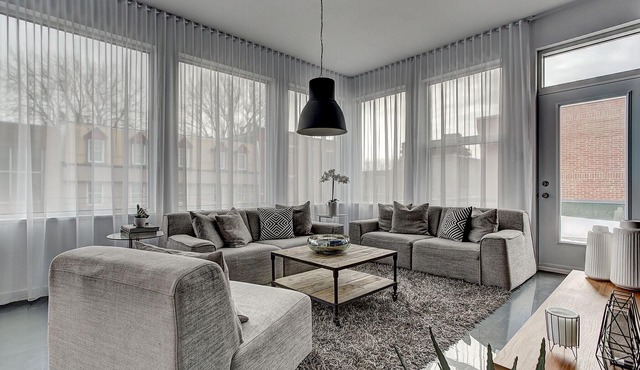 THE BOHO CHIC | Two-Bedroom Loft w. Terrace