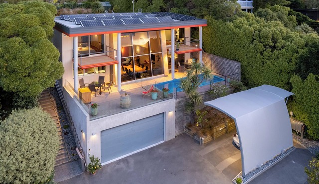 The Bolthole - Charteris Bay Holiday Home