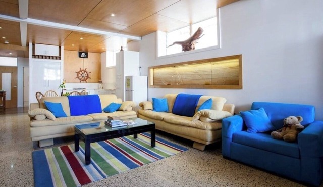 The Bondi Sandstone Apartment