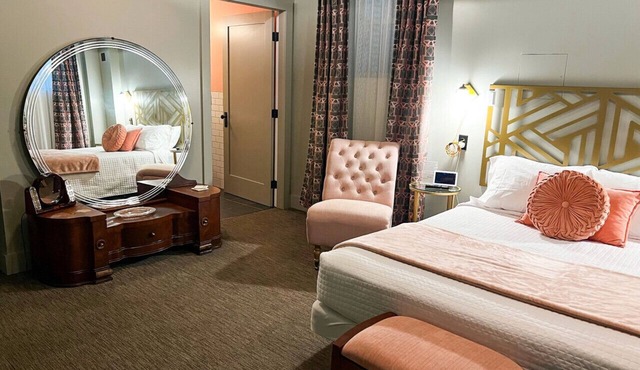 The Bonnie & Clyde Room @ The Bank