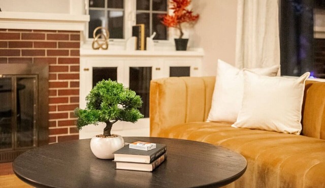 The Bonsai Bungalow | Hot Tub | Game Room