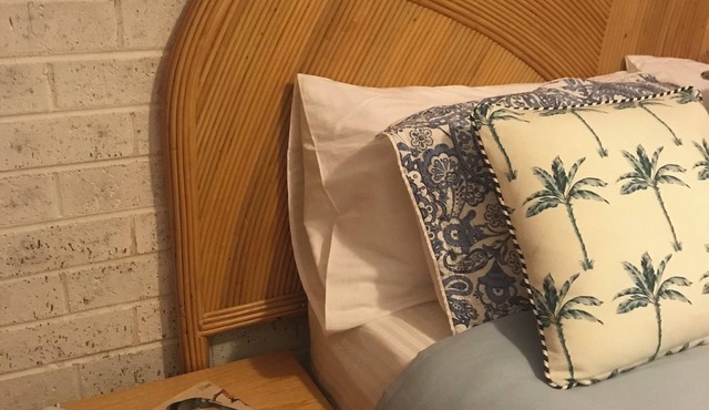 The Book Nook - 2 b/rm 80’s hideaway near Manly & easy Sydney access