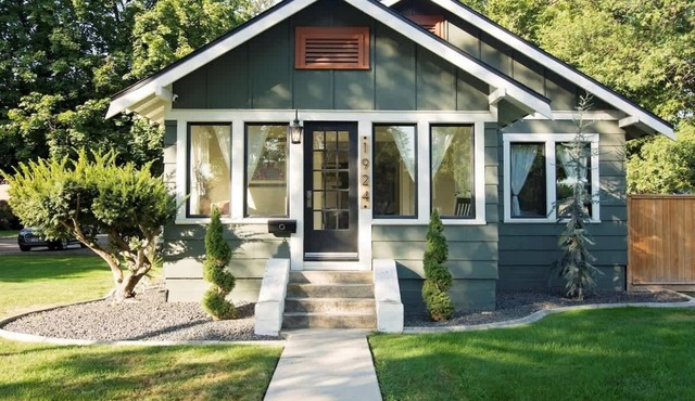 The Boone - Steps to Caldwell's College of Idaho