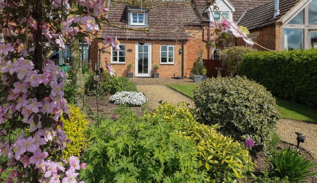 THE BORROWERS AT THE WAGON HOVEL, romantic in Newark-On-Trent