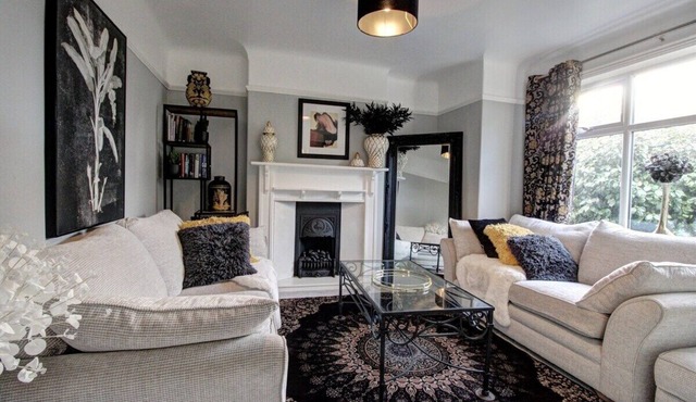 The Botanical Holiday by Cheshire Escapes