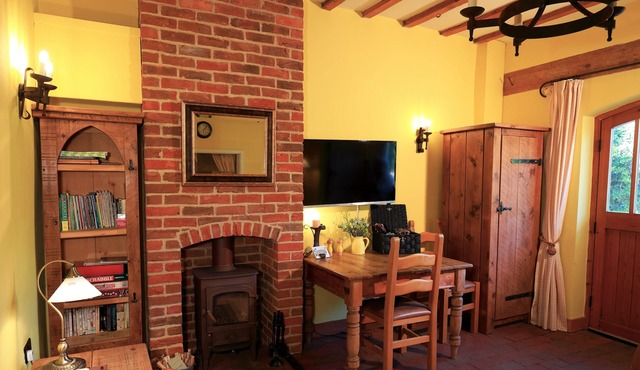 The Bothy - Cosy ground floor accommodation in restored stables. Dogs welcome