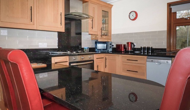 THE BOTHY, with a garden in Bodmin