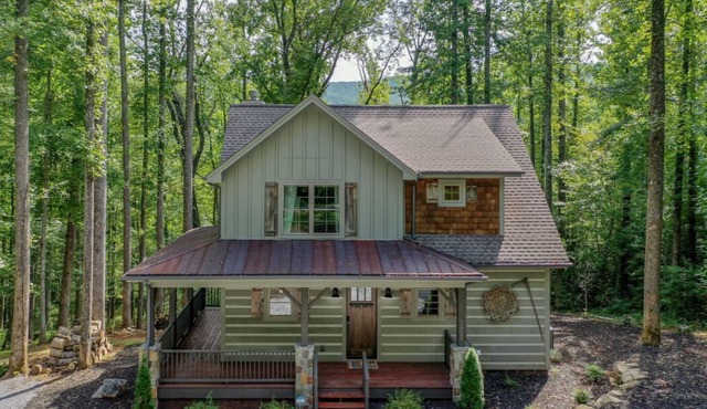 The Boulders at Linville Falls Mountain Club - hot tub,screened porch, fire pit, Disc Golf