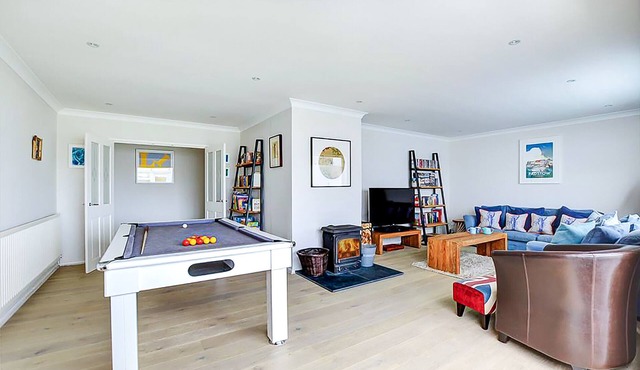 The Bower - Four Bedroom House, Sleeps 8