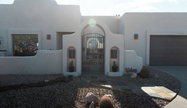 The Bradford - Southwest Luxury w/Pool + Mountain Views in Sunny Fountain Hills