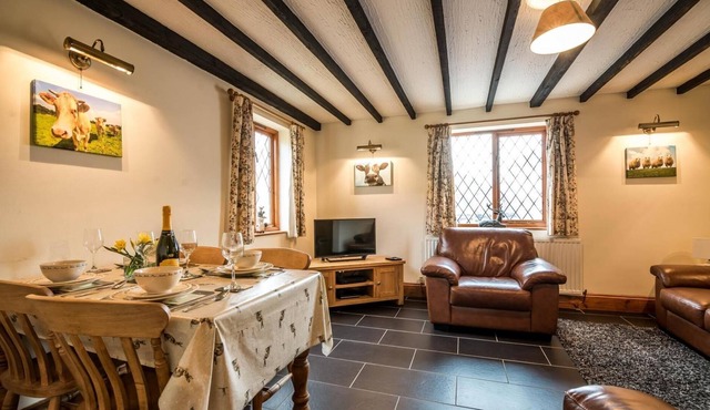 The Brambles - 2 Bedroom Cottage - Llanteg