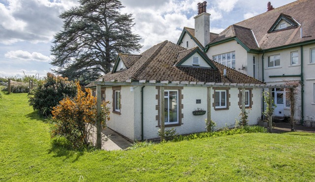 The Bramleys, Old Cleeve