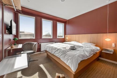The Break Hotel