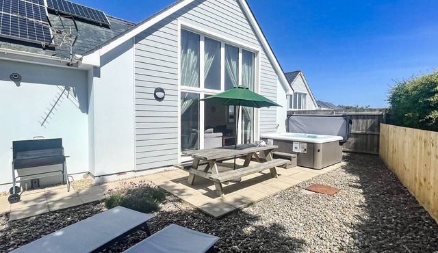 The Breakers - 3 bed| Pet Friendly* | Hot Tub*