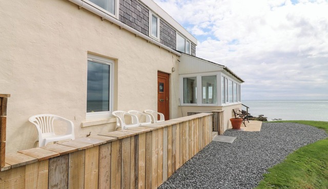 THE BREAKERS, family friendly in Newburgh, Aberdeenshire