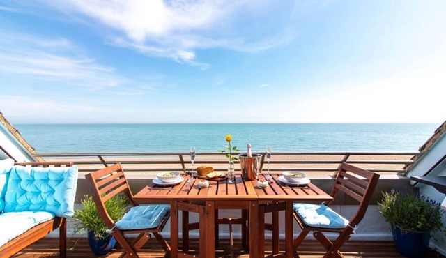 The Breakers - Sea Shell Apartment