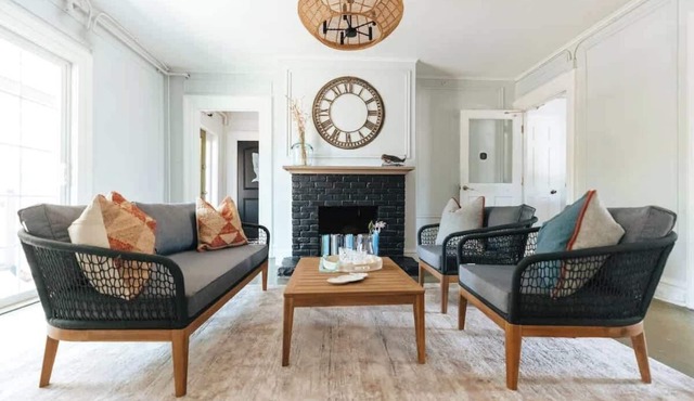 The Breakhouse Newport | Brand New 6BR/8BA Home