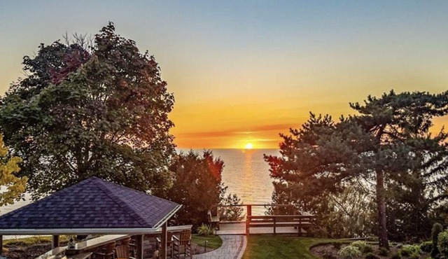 The Brentwood Waterfront Retreat