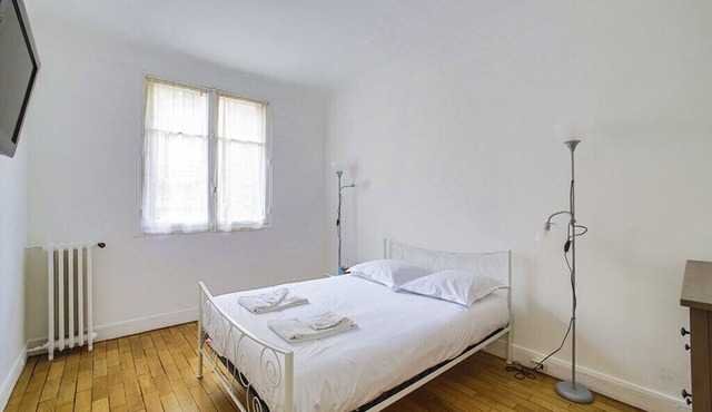 The Breteuil Calm & Bright Invalides