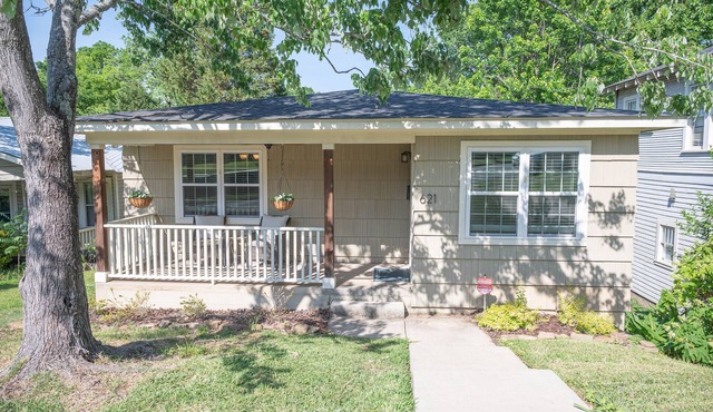 The Brewery District Bungalow