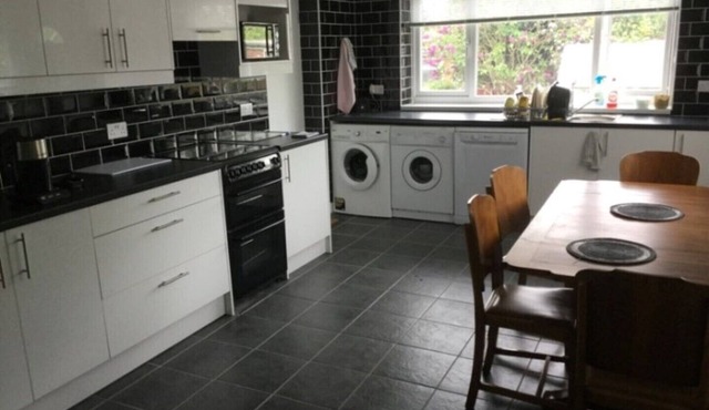 The Briar Rose. Holiday Cottage