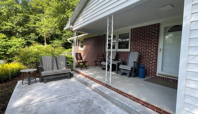 The Brick Bungalow at Floyd Pike