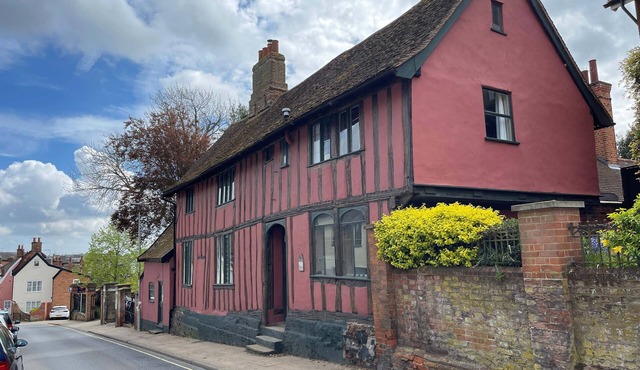 THE BRIDEWELL, pet friendly, with open fire in Woodbridge