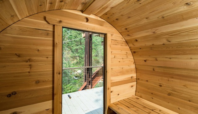 The Bridge House 10 Minutes to Red Rocks Sauna