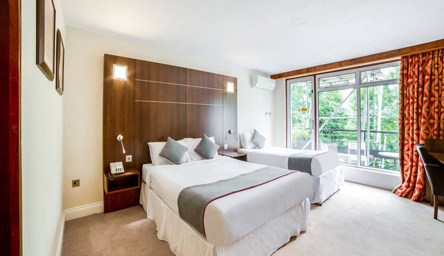 The Bridge House Hotel