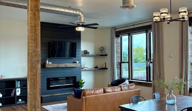 The Broadway Retreat