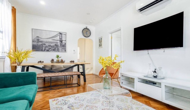 The Brooklyn Haven 6BR|2 Ba | Free Parking
