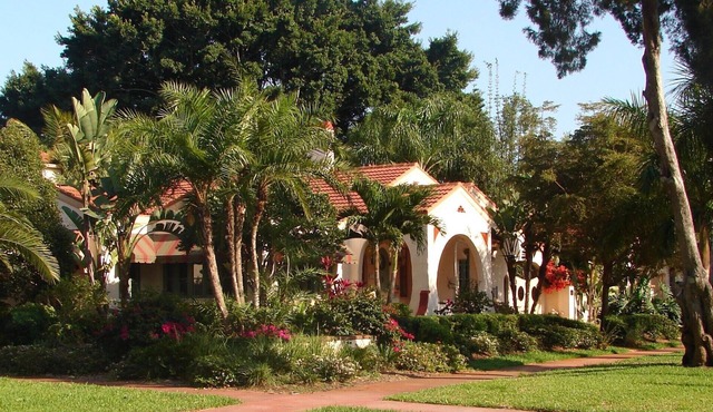 The BRYSON-CRANE HISTORIC RESIDENCE c. 1925, for the 2024 Sarasota Winter Season