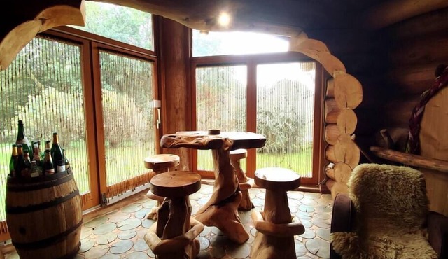 The BuckeyLodge, an enchanting spot next to the waterfalls