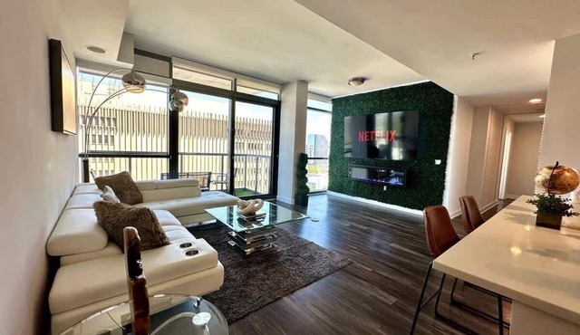 The Buckhead Luxe Sum