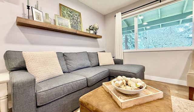 The Bull Mountain Breeze + A-Frame Office Space