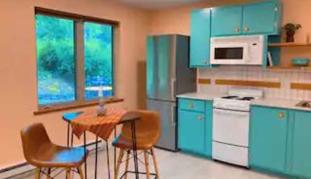 The Bungalow. A beautiful spot to unwind, surrounded by nature