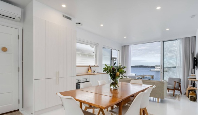 The Bungalow - Absolute Waterfront