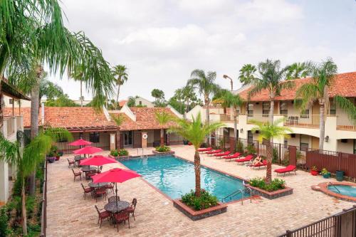 The Bungalows on Shary