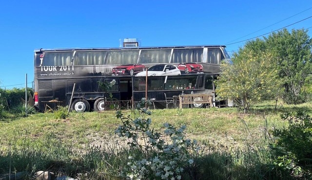 The bus under the stars