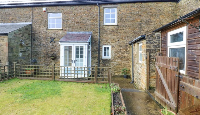 THE BYRE, family friendly, with a garden in Allendale