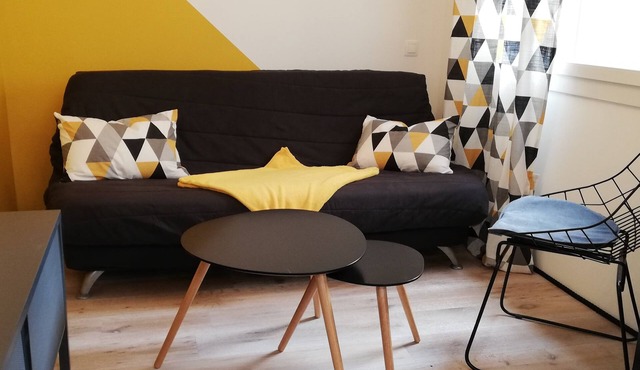 The Cabanon from the Pas du Loup