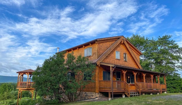 The Cabin Escape to Luxury, Privacy and Views