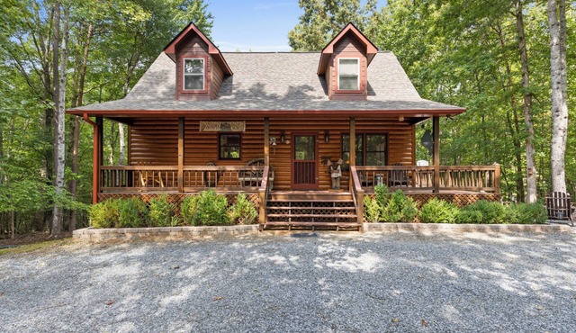 The Cabin, Hot Tub, Game Room, Screened Porch, Fire Pit
